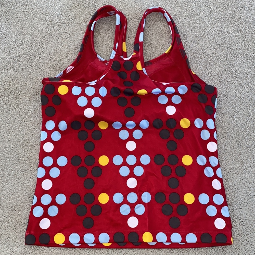 Nike Performance Tank - Picture 4 of 4